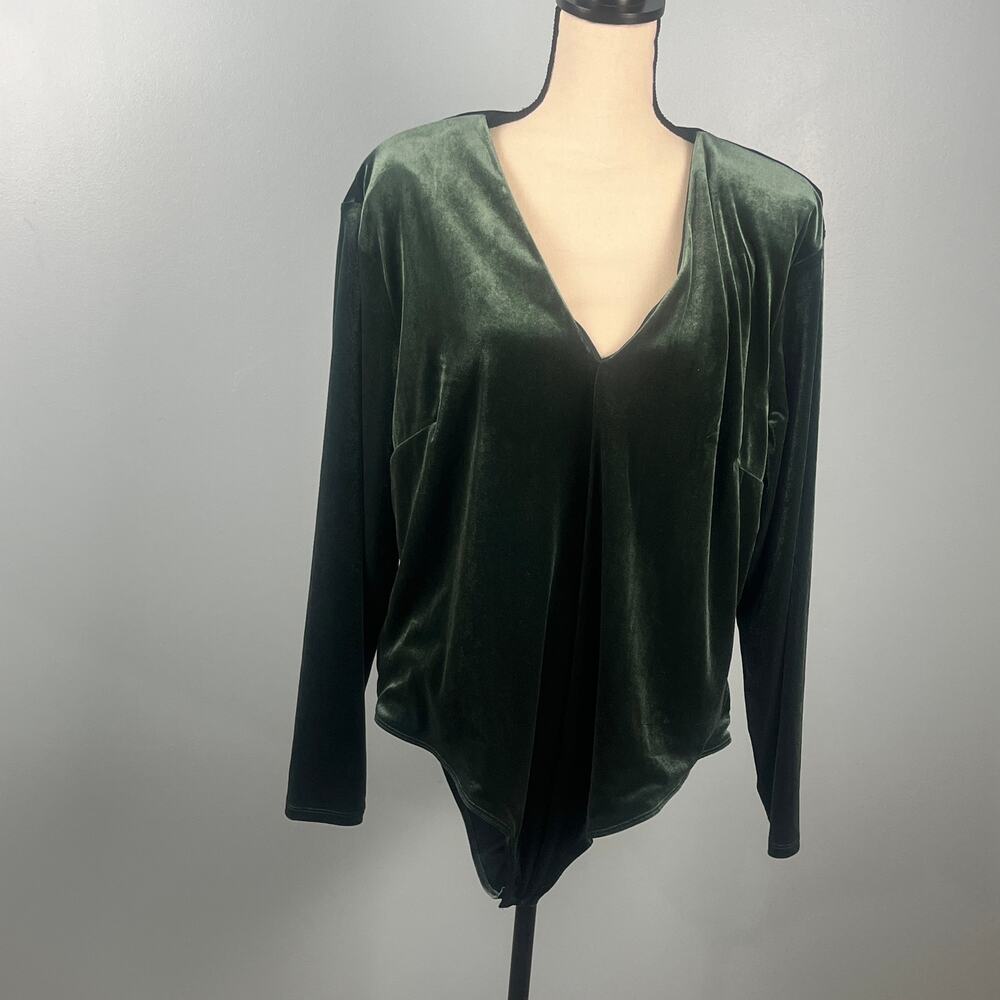 Banana Republic Velvet Bodysuit XXL Green Long Sleeve V Neck NWT Stretch Holiday